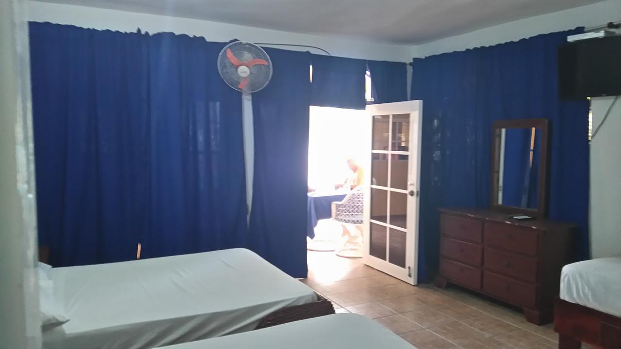 Hotel El Viejo Pirata Boca de Yuma Esterno foto